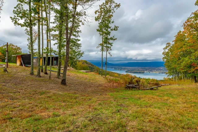 $475,000 | 720 Wohalie Lane, South Pittsburg, TN 37380