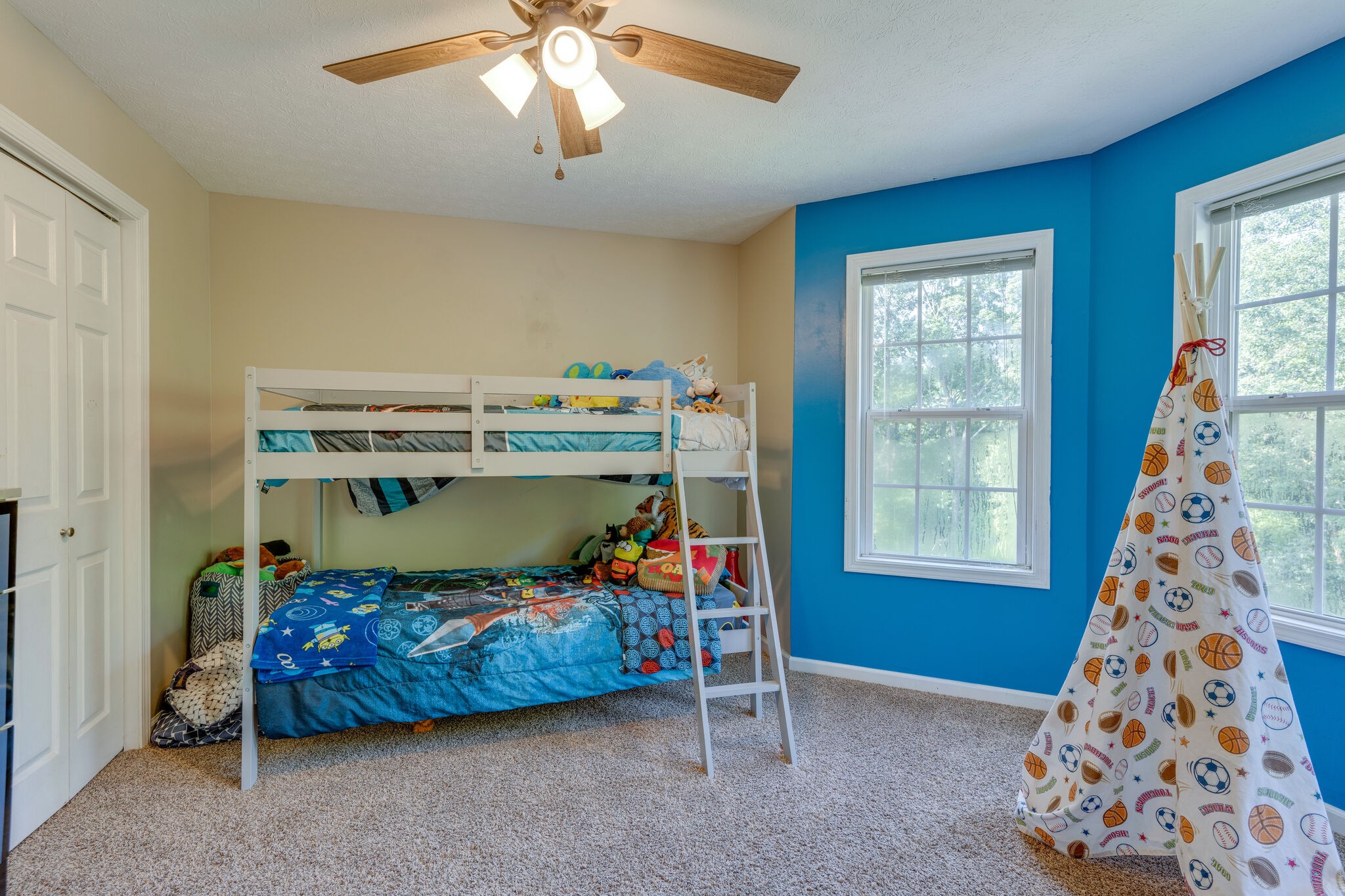 2754 Gideon Road Greenbrier, TN 37073 - Photo 30 of 45 a bedroom with a bed and a window
