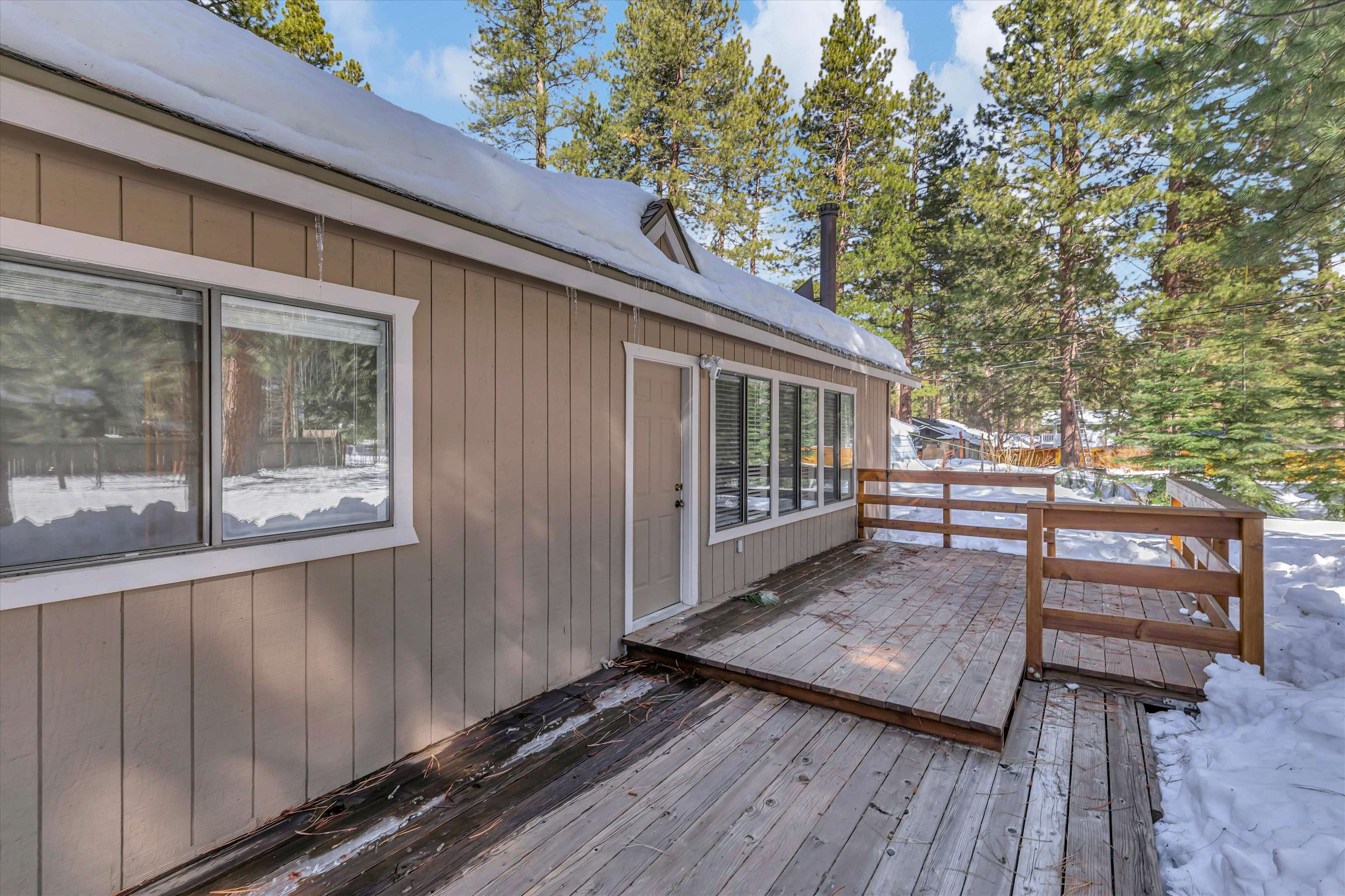 10849 Torrey Pine Road Truckee, CA 96161 - Photo 19 of 21 Gallery Image 19