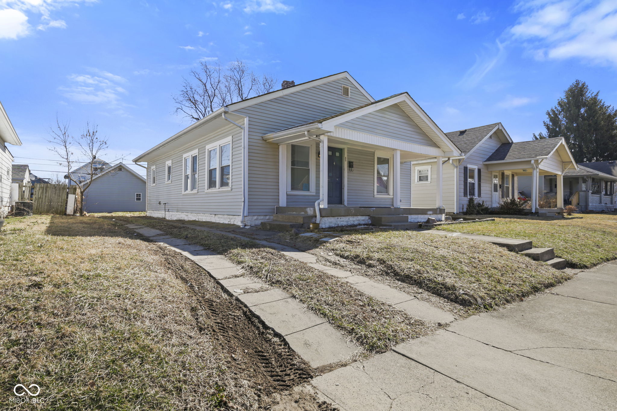 65 South 8th Avenue Beech Grove, IN 46107 - Photo 3 of 28