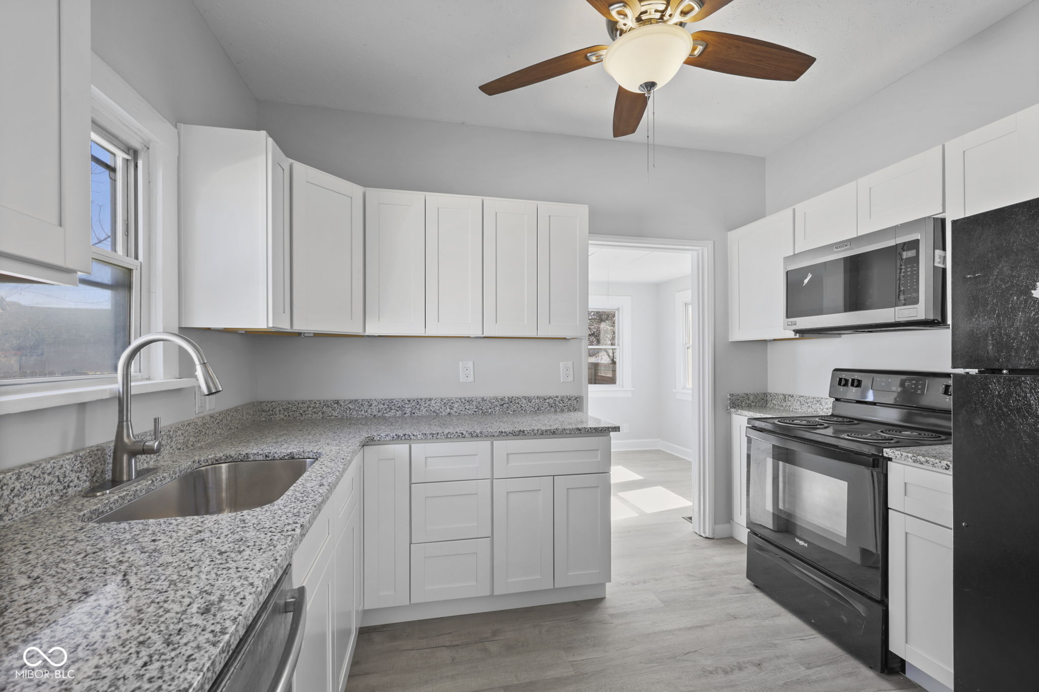 65 South 8th Avenue Beech Grove, IN 46107 - Photo 10 of 28