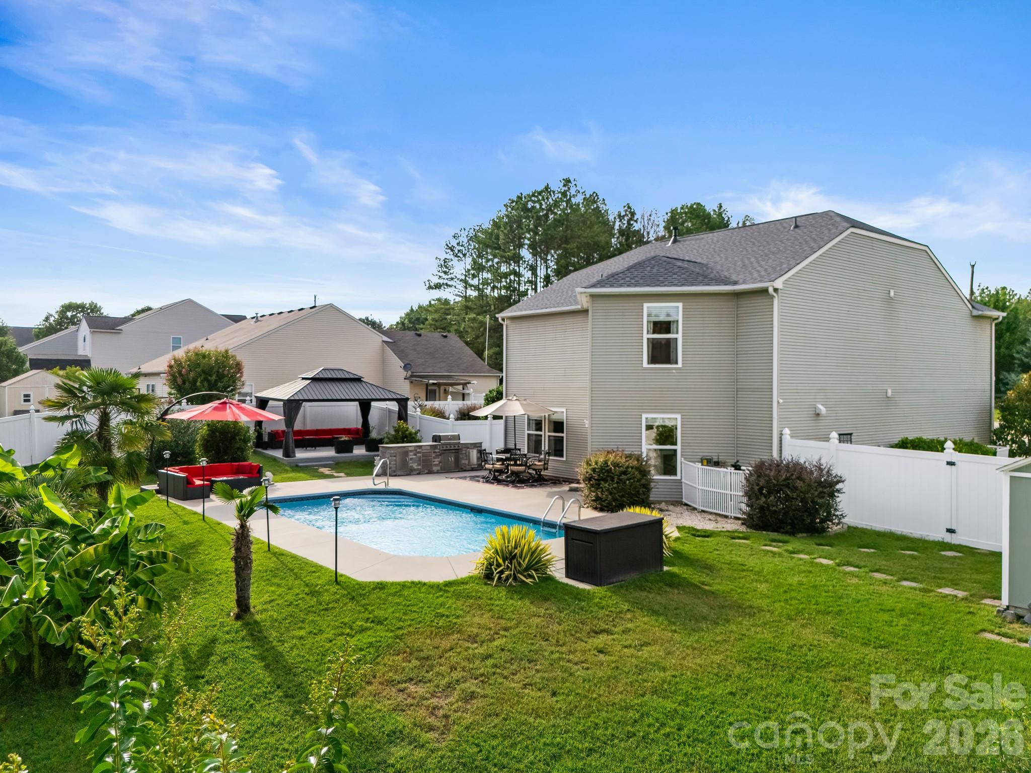 191 Old Carriage Road Clover, SC 29710 - Photo 2 of 43