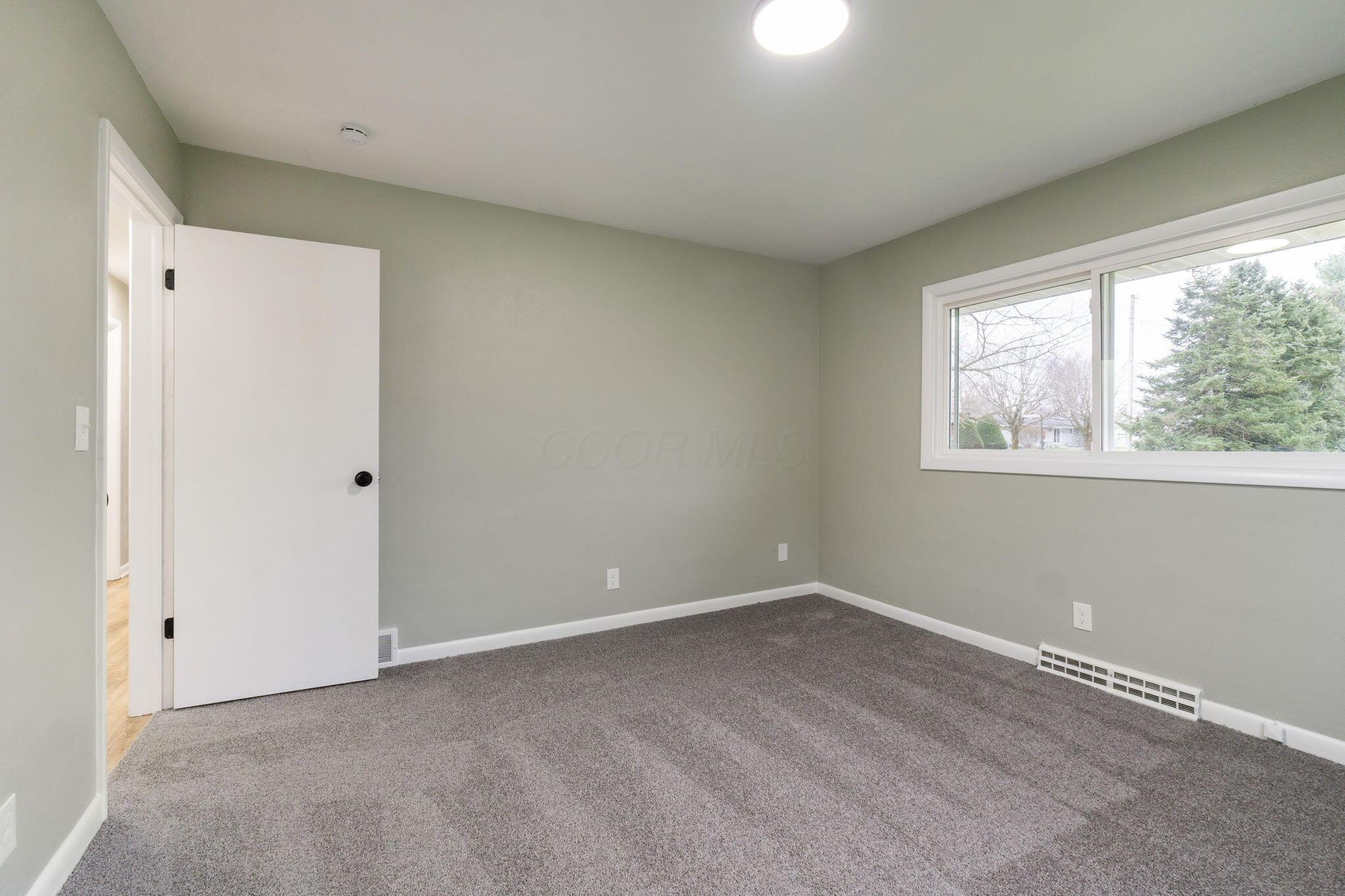 364 Grandview Road Newark, OH 43055 - Photo 34 of 50 364 Grandview Rd (Interior-31