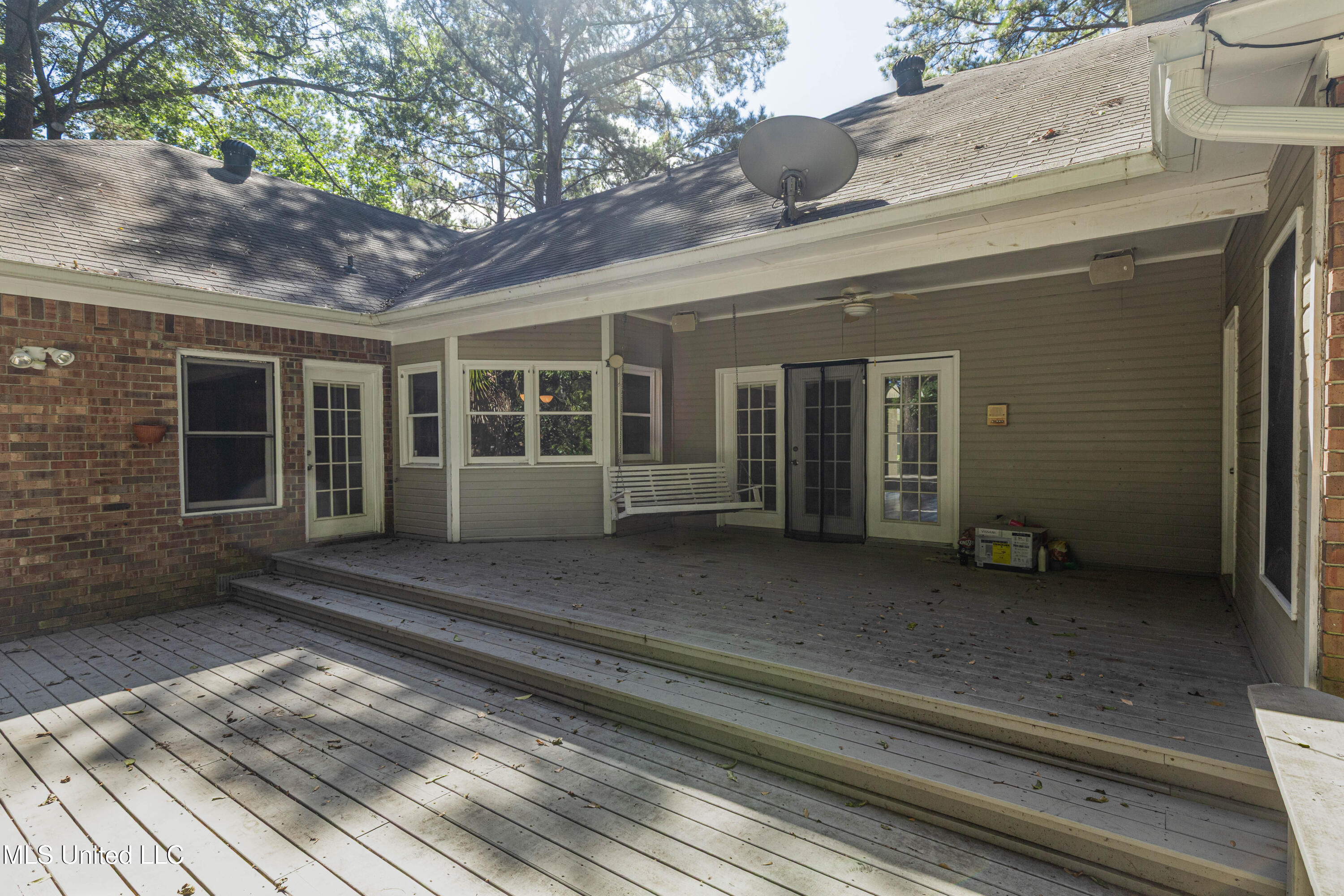 1046 Newland Street Jackson, MS 39211 - Photo 43 of 45 IMG_6102-Edit
