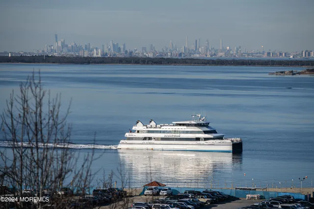 $3,500 | 164 Linden Avenue, Unit 12, Highlands, NJ 07732