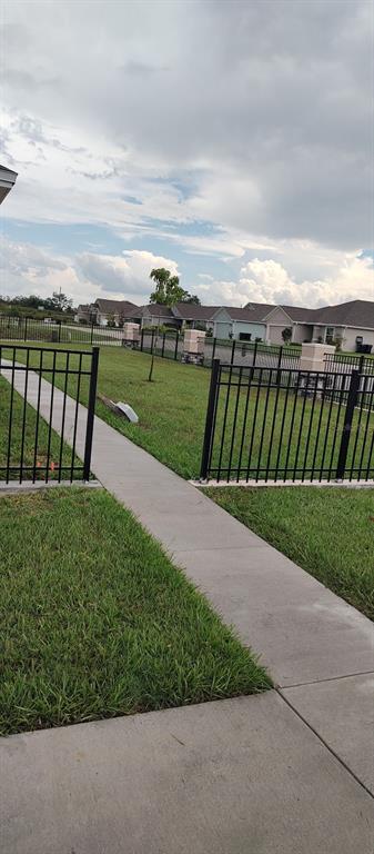 524 Central Ridge Lane Frostproof, FL 33843 - Photo 4 of 9