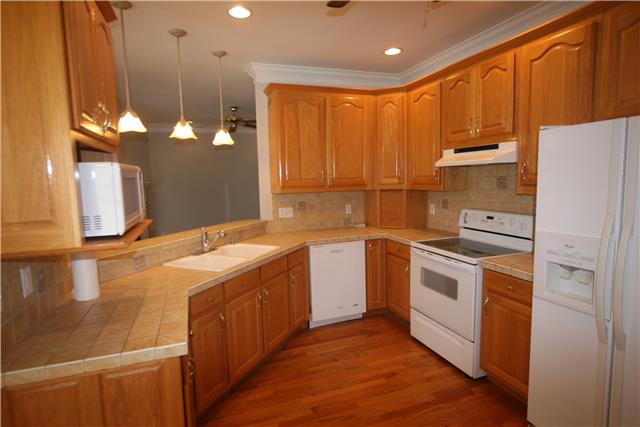 1560 Short Springs Road Tullahoma, TN 37388 - Photo 6 of 18 Gallery Image 6