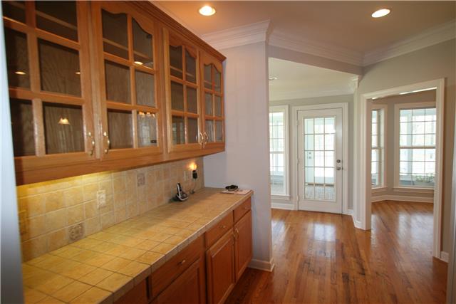 1560 Short Springs Road Tullahoma, TN 37388 - Photo 8 of 18 Butler's pantry is open to the breakfast nook.