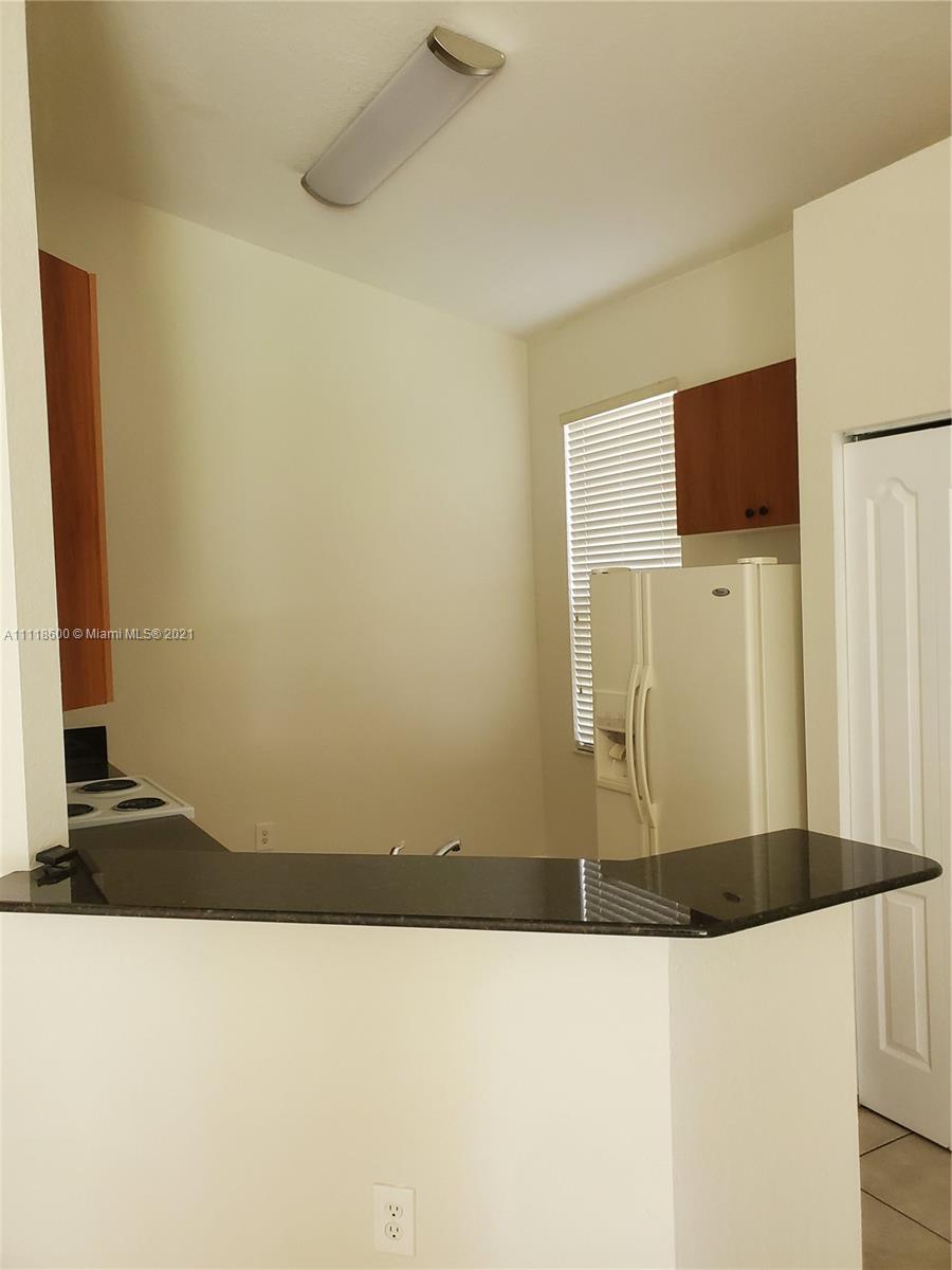 1103 Northeast 40th Road Homestead, FL 33033 - Photo 14 of 21 Gallery Image 14