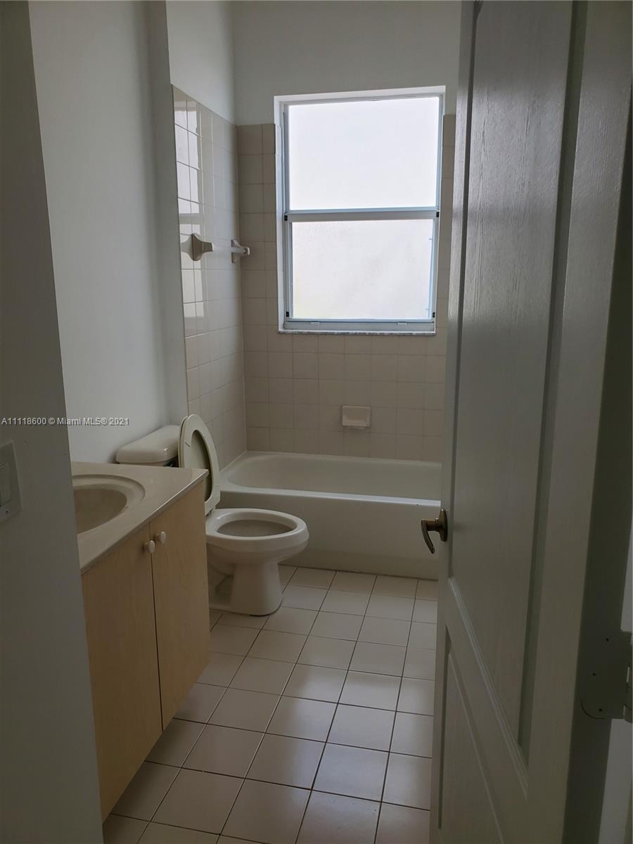 1103 Northeast 40th Road Homestead, FL 33033 - Photo 21 of 21 Gallery Image 21