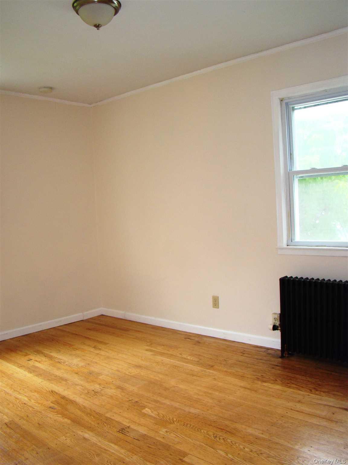 28 Vernon Terrace, Unit 2 Poughkeepsie, NY 12601 - Photo 6 of 7