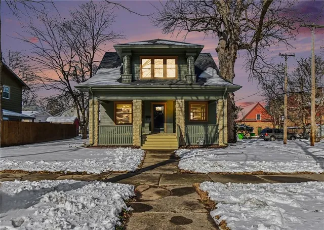 $257,500 | 315 West 4th Street, Ottawa, KS 66067