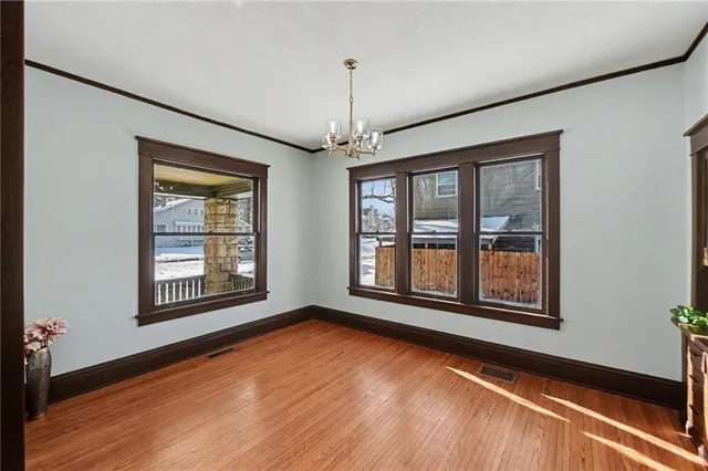 $257,500 | 315 West 4th Street, Ottawa, KS 66067