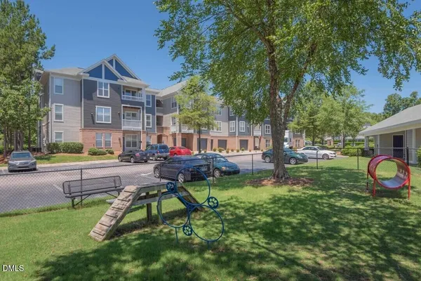 $1,650 | 200 Edinborough Drive, Unit B5, Durham, NC 27703