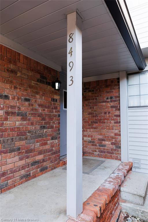 8493 Pepper Ridge Drive Grand Blanc, MI 48439 - Photo 2 of 24