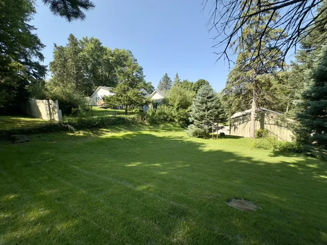 $97,500 | 103 North Carroll Street, Mount Carroll, IL 61053