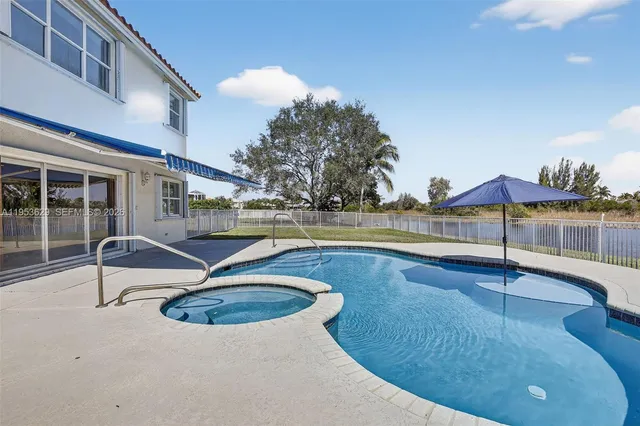 $899,900 | 1303 Northwest 167th Avenue, Pembroke Pines, FL 33028