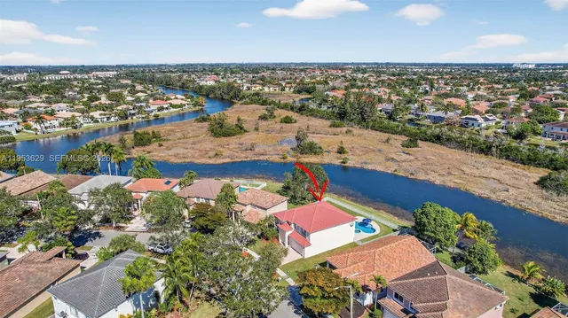 $899,900 | 1303 Northwest 167th Avenue, Pembroke Pines, FL 33028