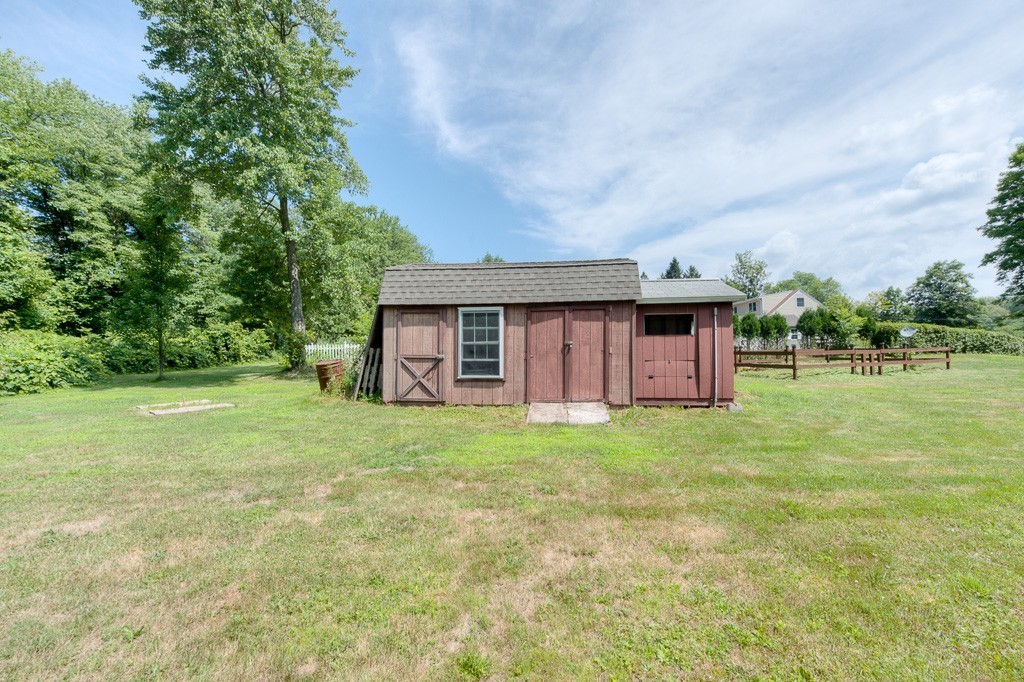 9 Hollow Road Wilbraham, MA 01095 - Photo 28 of 30 Gallery Image 28