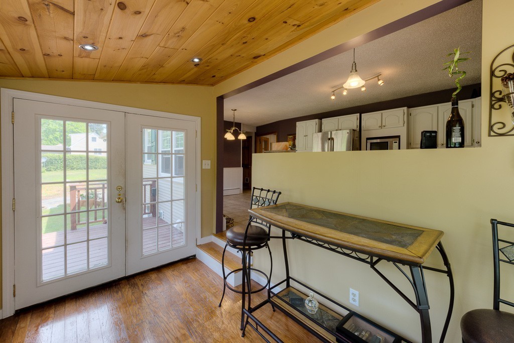 9 Hollow Road Wilbraham, MA 01095 - Photo 8 of 30 Gallery Image 8