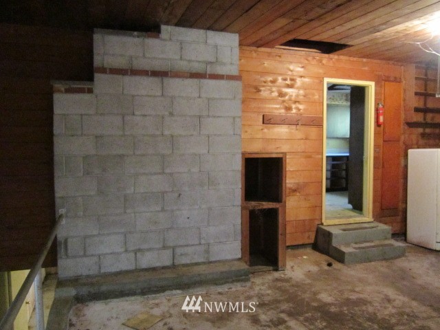 6262 Church Road Ferndale, WA 98248 - Photo 6 of 9 Gallery Image 6