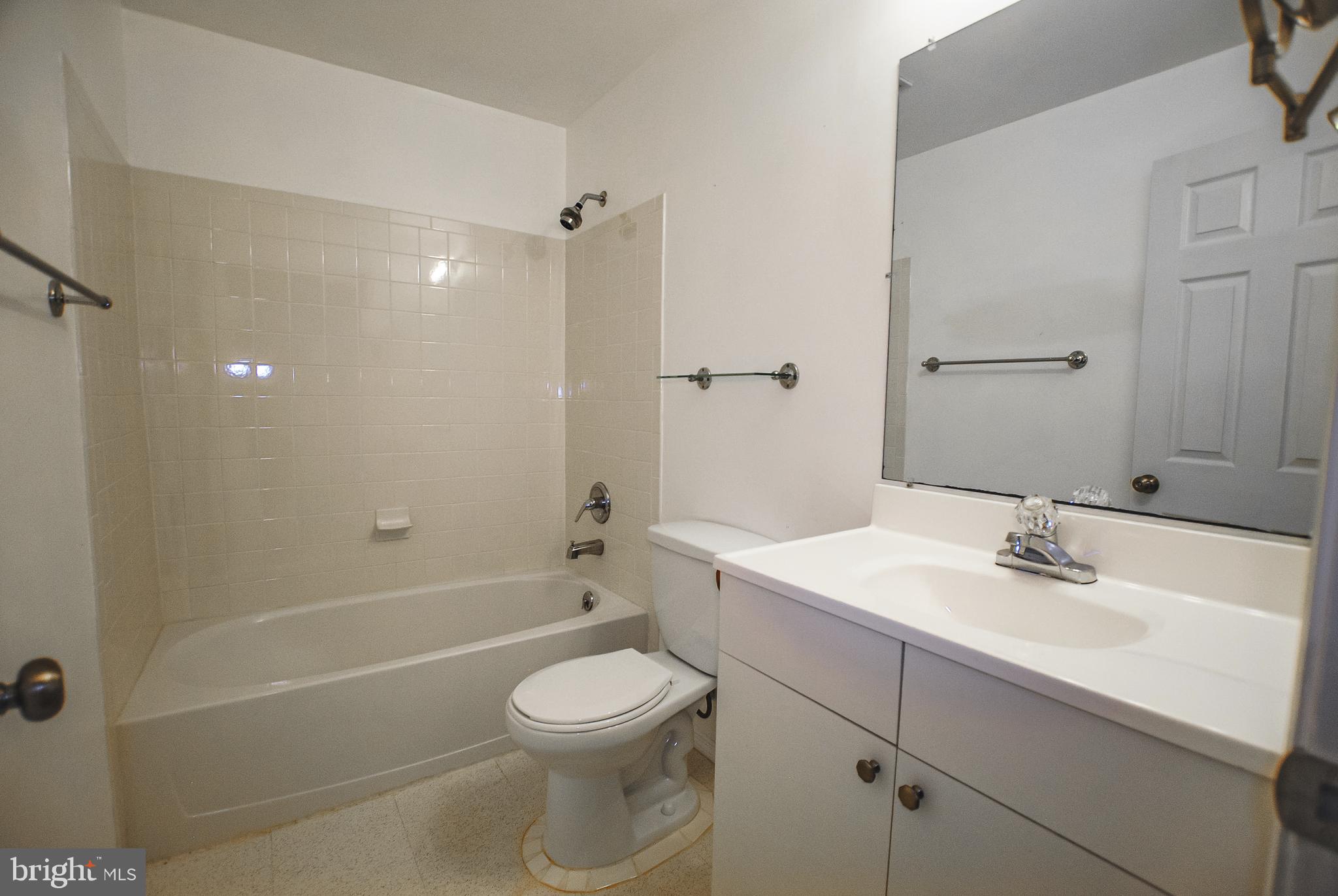 9539 Kings Grant Road Laurel, MD 20723 - Photo 16 of 28 Gallery Image 16