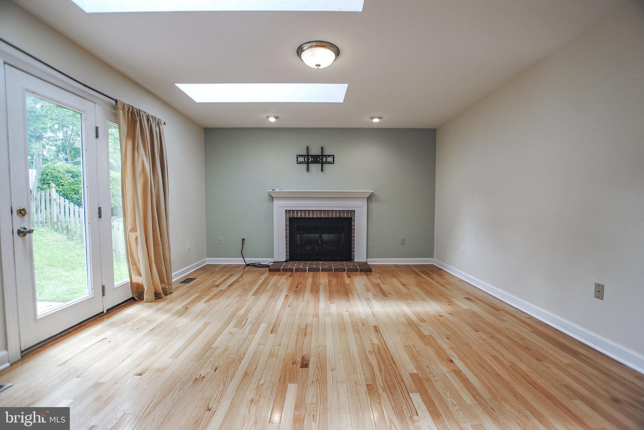 9539 Kings Grant Road Laurel, MD 20723 - Photo 10 of 28 Gallery Image 10
