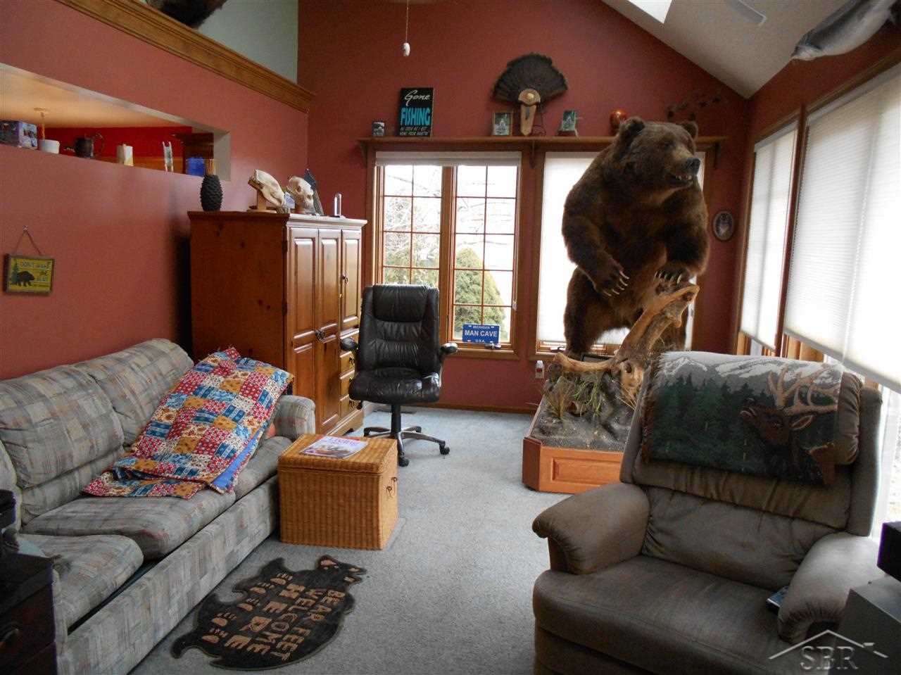 4939 North Graham Road Freeland, MI 48623 - Photo 8 of 20 31233412-7.JPG