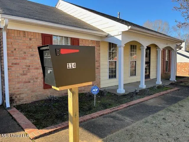 $195,500 | 114 Hunter Drive, Senatobia, MS 38668