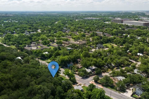 $150,000 | 3600 Oak Springs Drive, Austin, TX 78721