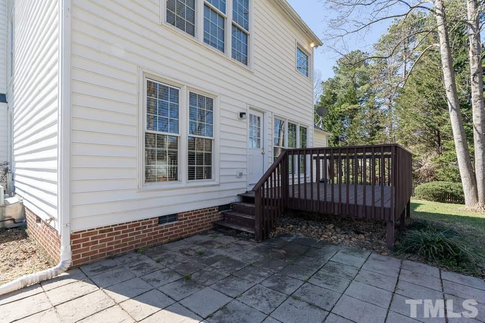 9904 Redhook Court Raleigh, NC 27617 - Photo 29 of 30 Patio