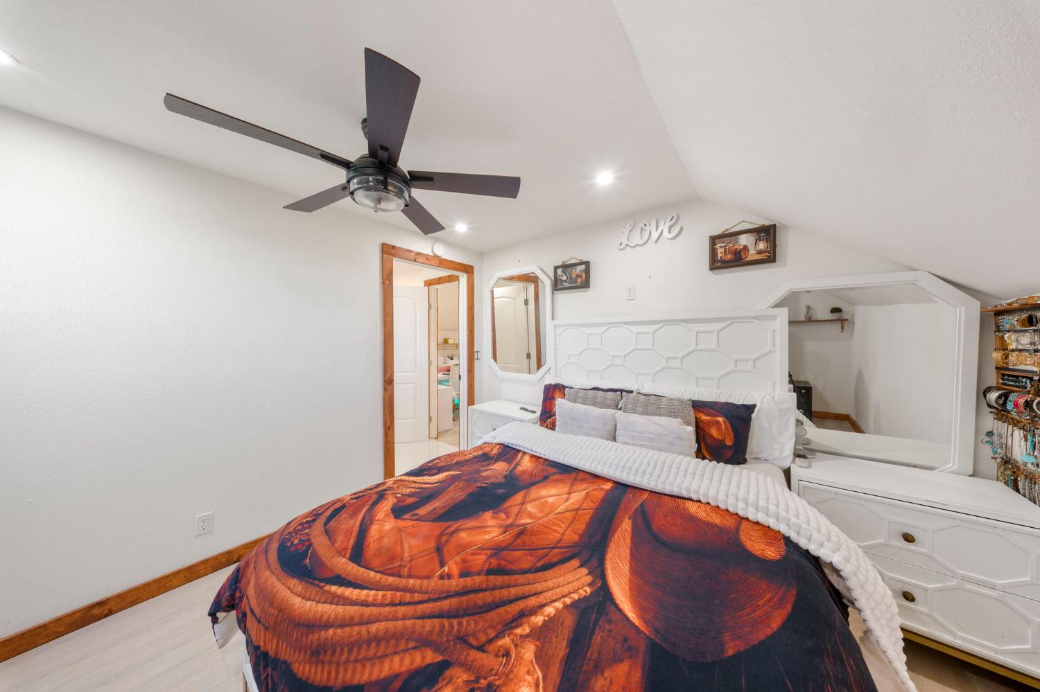 16561 Jacksonville Road Jamestown, CA 95327 - Photo 24 of 39