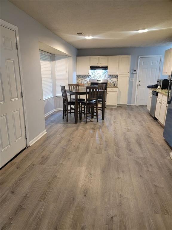 3185 Kings Glen Trail Decatur, GA 30034 - Photo 2 of 9