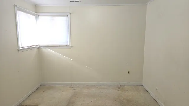 $104,900 | 332 Oswego Street, Park Forest, IL 60466