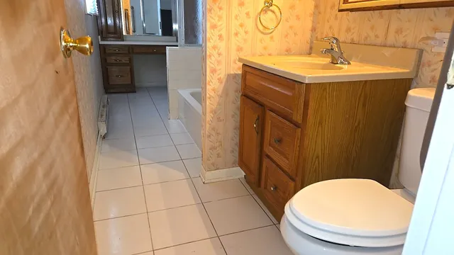 $104,900 | 332 Oswego Street, Park Forest, IL 60466