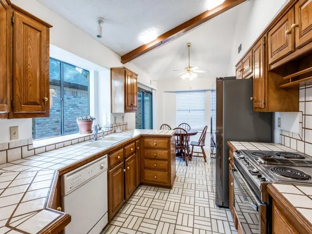 $340,000 | 2518 Cattail Court, Carrollton, TX 75006