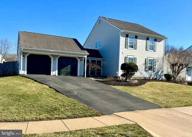 $775,000 | 13914 Cristo Court, Centreville, VA 20120