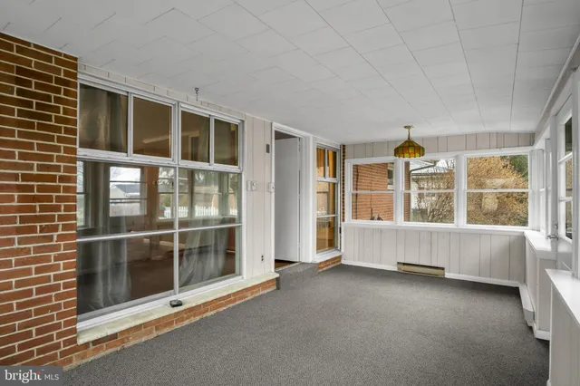 $269,900 | 517 East Coover Street, Mechanicsburg, PA 17055