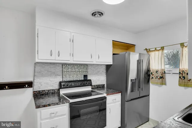 $269,900 | 517 East Coover Street, Mechanicsburg, PA 17055