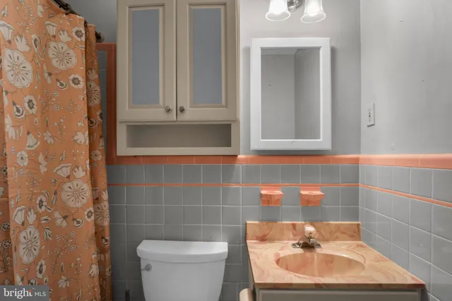 $269,900 | 517 East Coover Street, Mechanicsburg, PA 17055