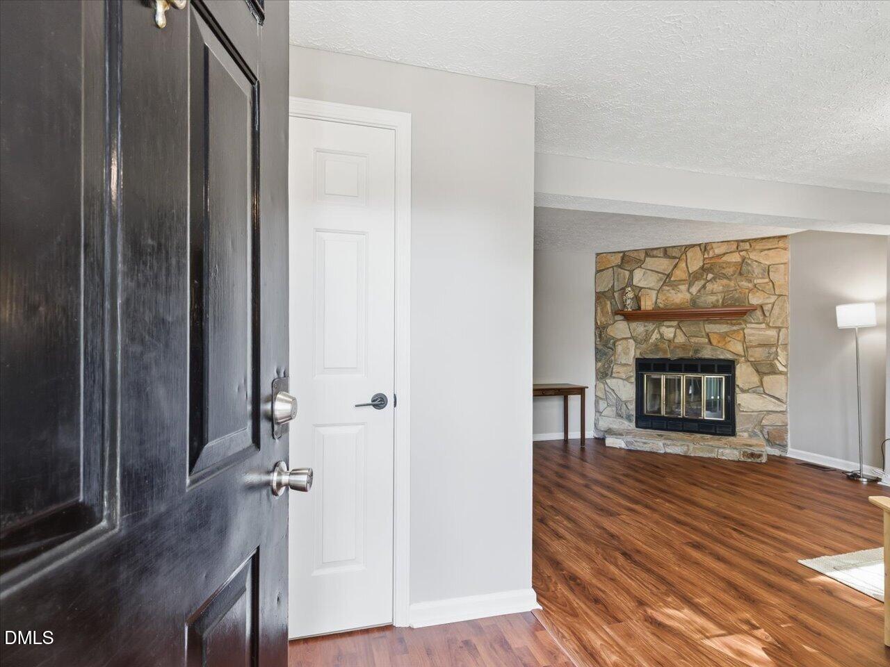 819 Genford Court Raleigh, NC 27609 - Photo 2 of 31 05-Entry