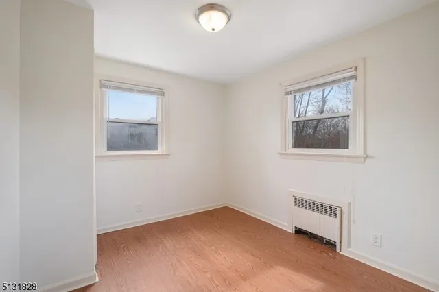 $2,000 | 176 Weaver Avenue, Unit 2, Bloomfield, NJ 07003