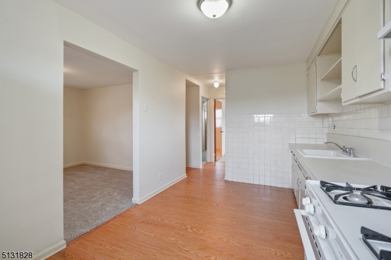 176 Weaver Avenue, Unit 2 Bloomfield, NJ 07003 - Photo 7 of 15