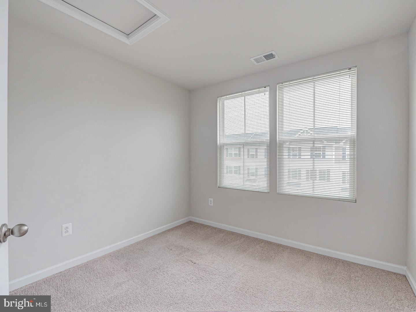 290 Sage Circle Winchester, VA 22603 - Photo 20 of 31 an empty room with a window