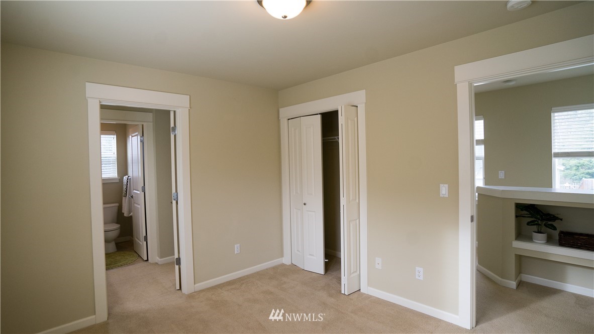 662 Lyons Avenue Northeast Renton, WA 98059 - Photo 21 of 28 a view of kitchen and utility room