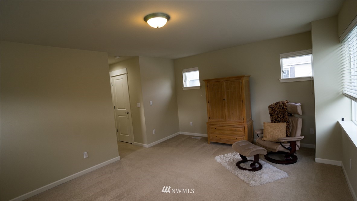 662 Lyons Avenue Northeast Renton, WA 98059 - Photo 28 of 28 a view of a room with gym equipment
