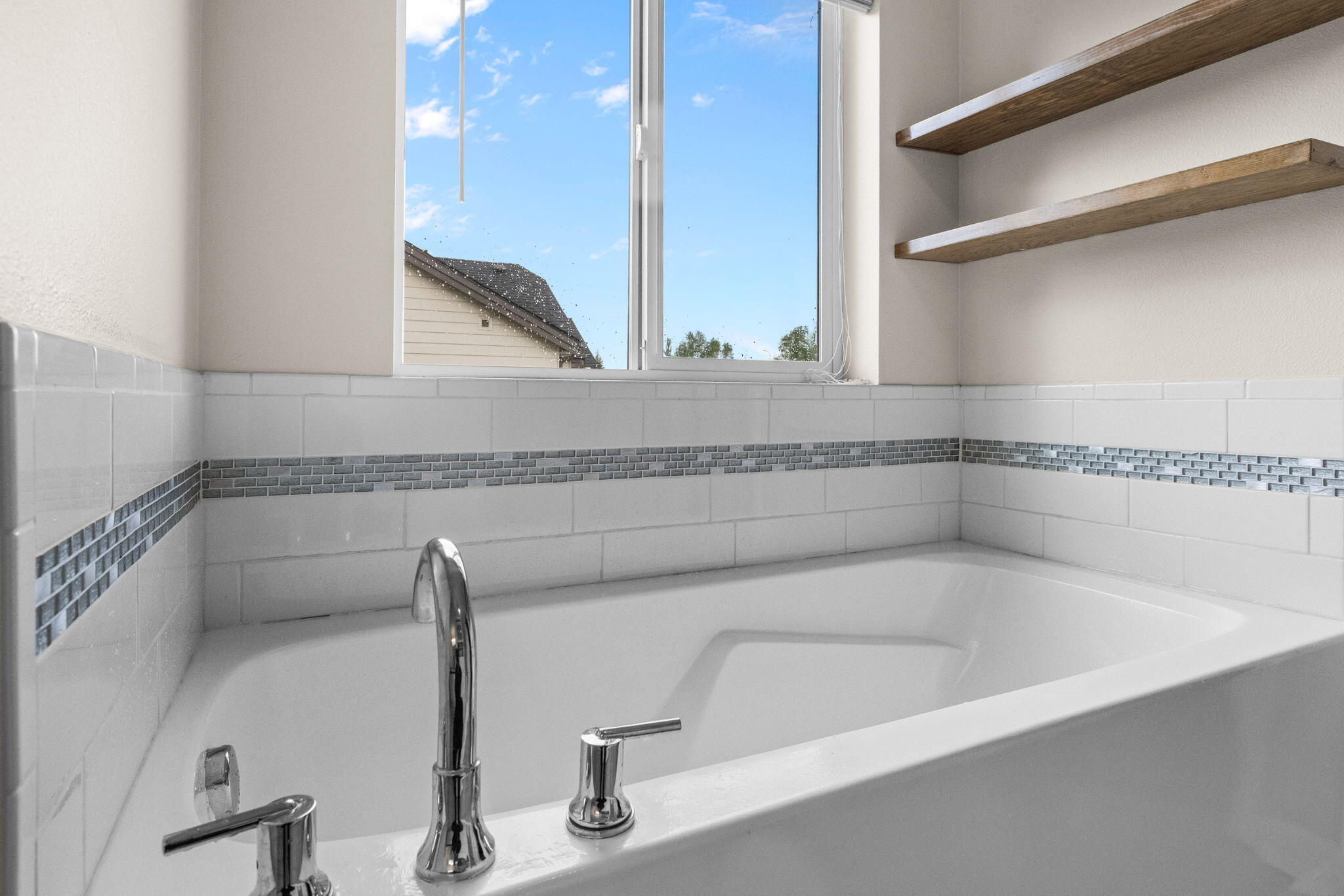 2800 Southwest 49th Street Redmond, OR 97756 - Photo 17 of 33