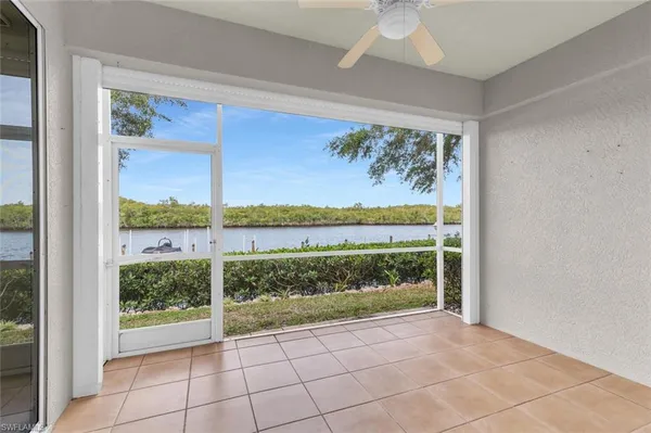 $1,695 | 242 Newport Drive, Unit 504, Naples, FL 34114