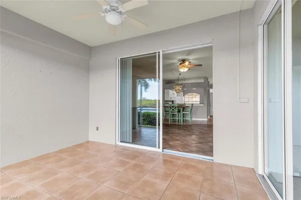 $1,695 | 242 Newport Drive, Unit 504, Naples, FL 34114