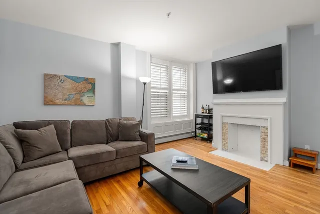 $580,000 | 483 Beacon Street, Unit 37, Boston, MA 02115